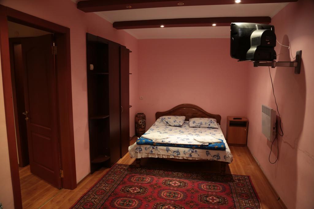 Hotel And Sport Complex Dinamo Dnipro Habitación foto