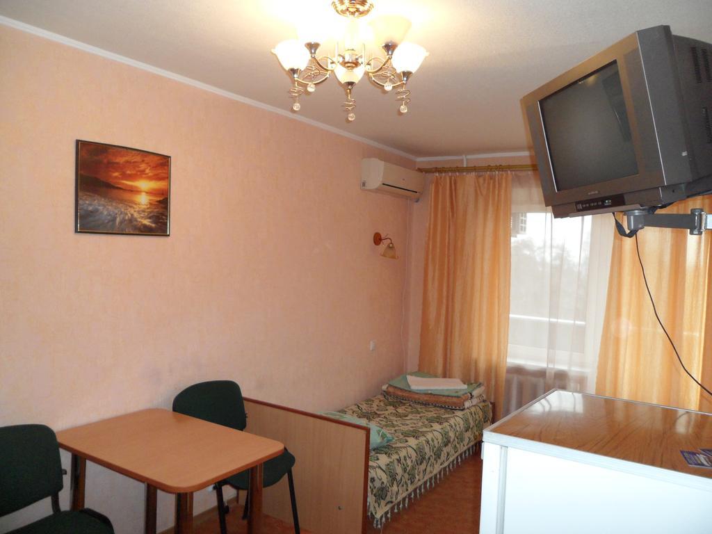 Hotel And Sport Complex Dinamo Dnipro Habitación foto